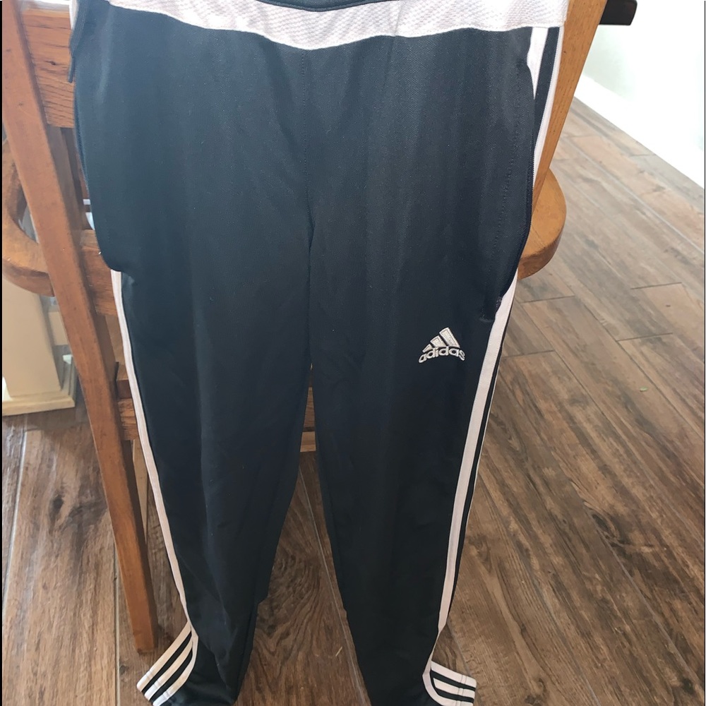 Women’s grey Adidas jogger sweats